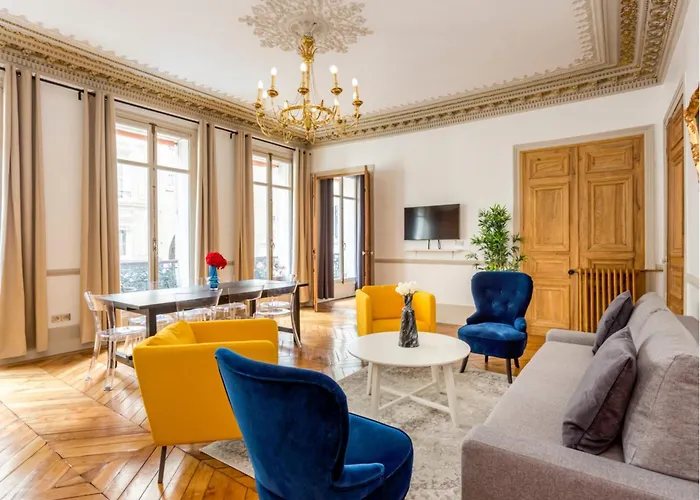 Cozy Apartment - Opera - Castellane